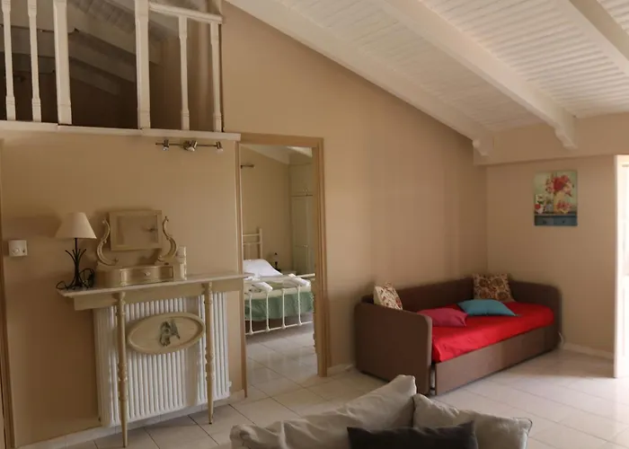 Apartment Vanessa Poros (Kefalonia)